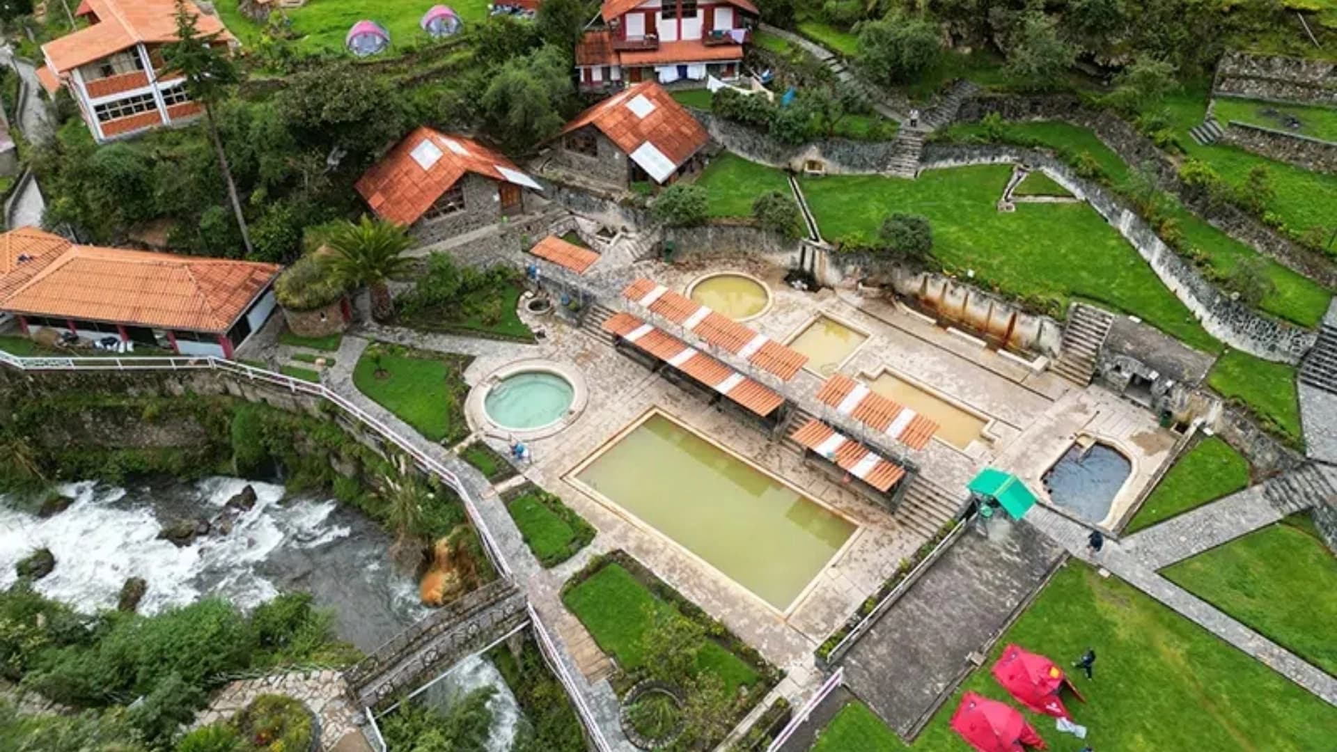 Lares Trek + Short Inca Trail 5D/3N to Machu Picchu | Condor Pass + Maras Salt Mines