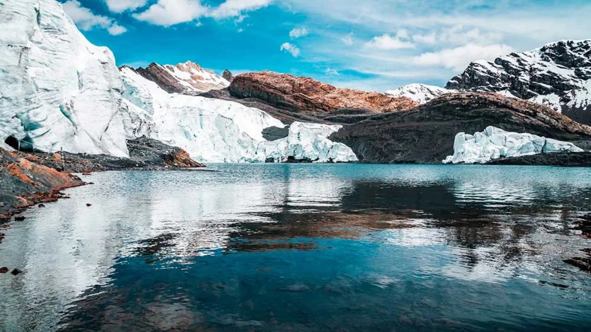 Pastoruri Glacier Tour: Climate Change Route from Huaraz (Full Day)