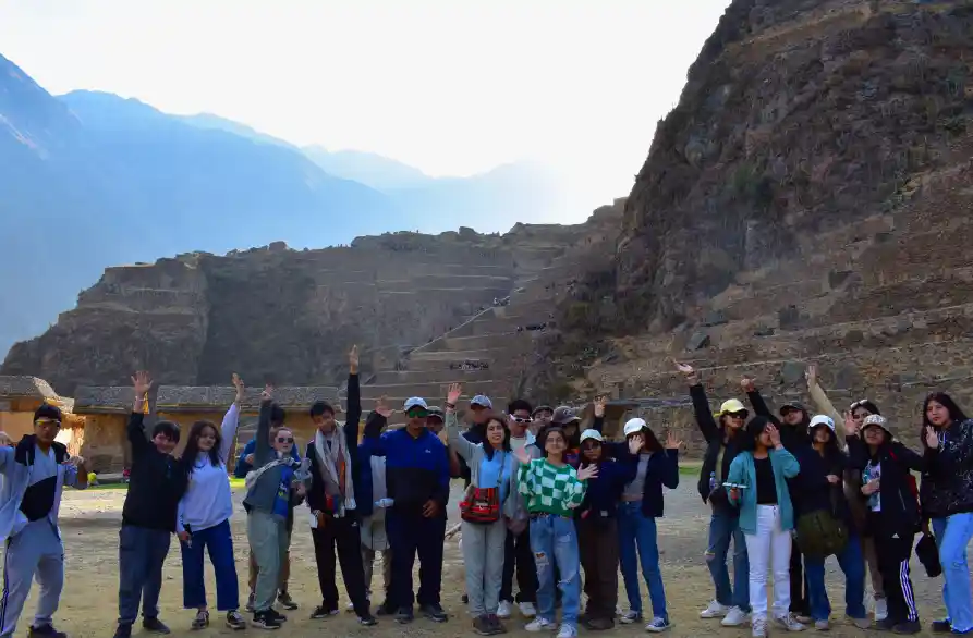 sacred valley with machu picchu